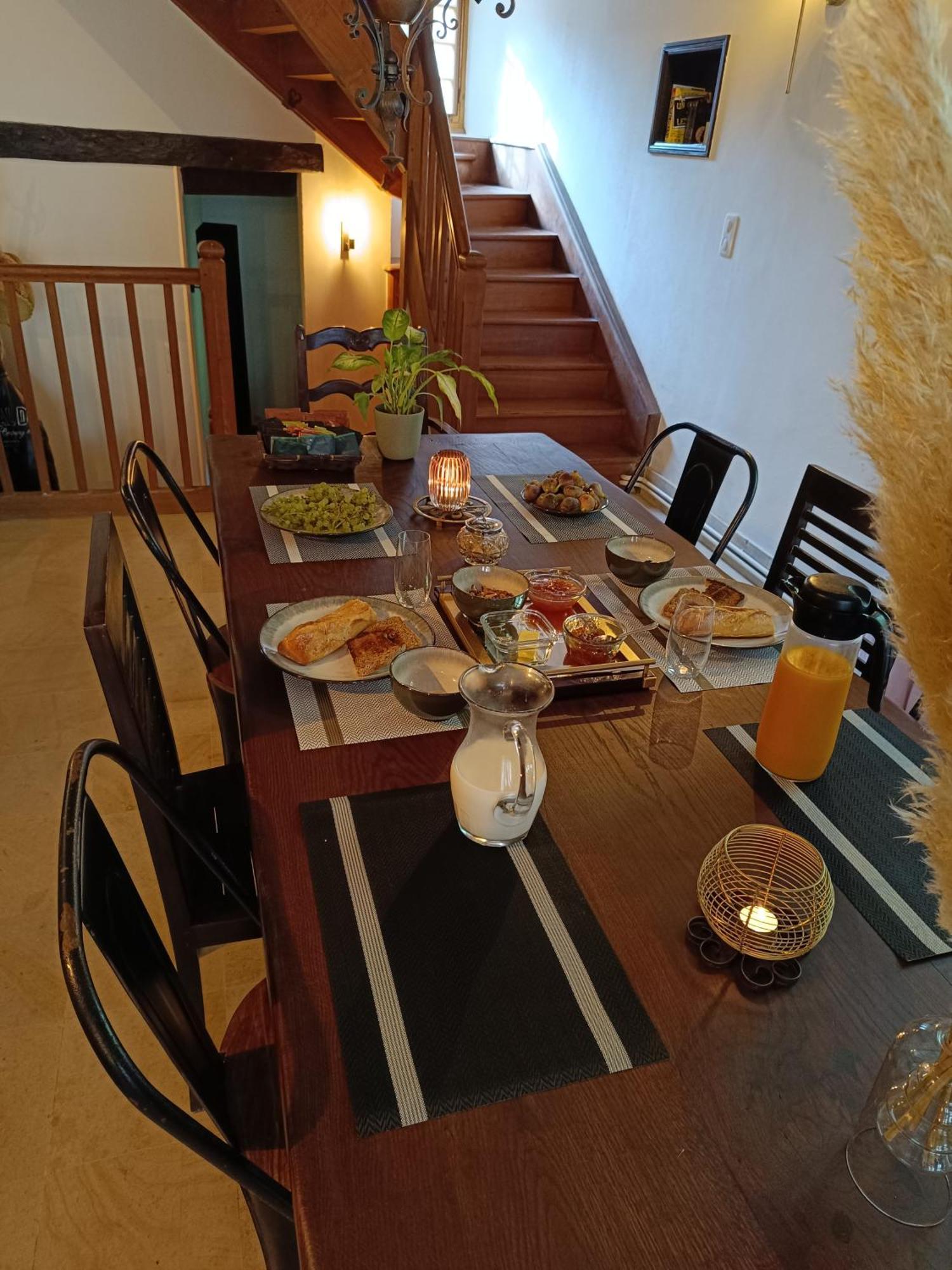 La Fontaine Du Mas Bed and Breakfast Thiviers Eksteriør billede